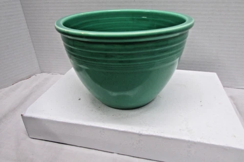 Vintage Fiesta #3 Mixing Bowl in *Light Green*