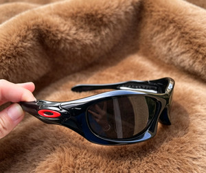 Oakleys Monster Dog | eBay