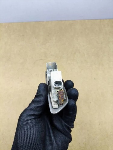 BMW 5 F10 Kotflügelblinker vorne rechts 715417005 01038702 2.00 Diesel 33127958