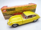 VINTAGE CORGI TOYS 374 JAGUAR E TYPE 4.2 LITRE 2+2 IN ORIGINAL BOX 1970