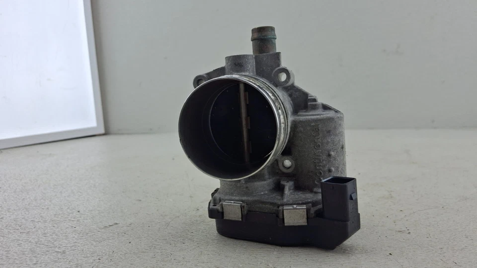 BMW 320I XDRIVE 2015 carrocería de acelerador de inyección de combustible OEM Foto 3 de 4