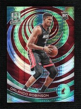 2022-23 Panini Spectra Rookies Asia Green Prizm Orlando Robinson #197 14ko