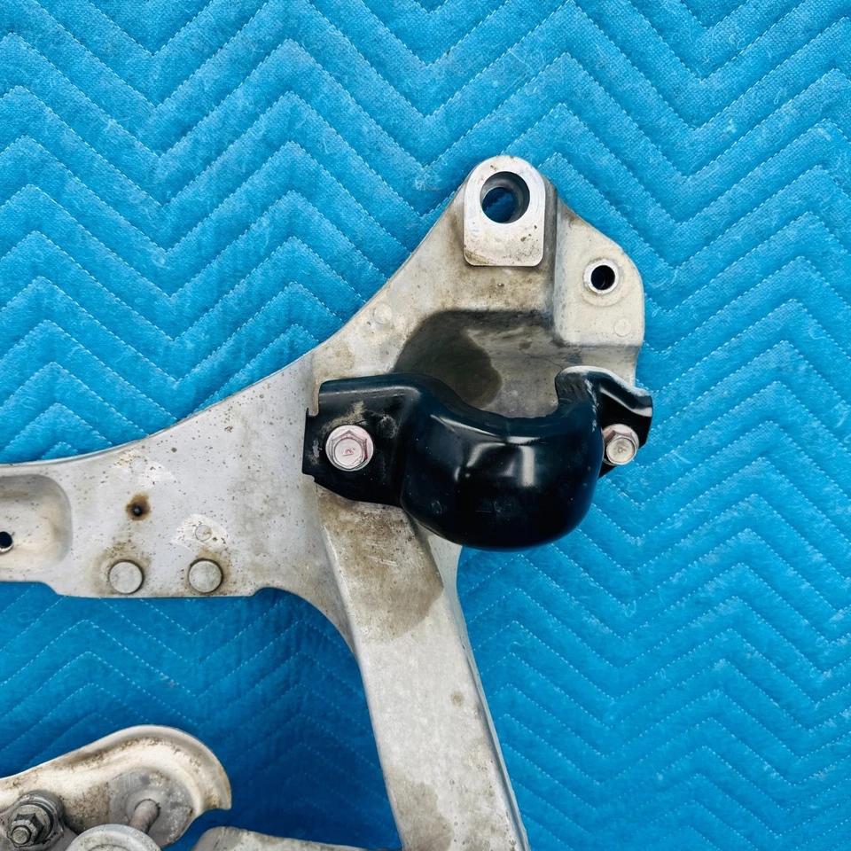 2011–2013 Infiniti M56 Front Subframe Crossmember OEM - Image 3 of 4