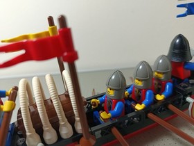 Lego Castle Lion Knights Set 6049 Viking Voyager