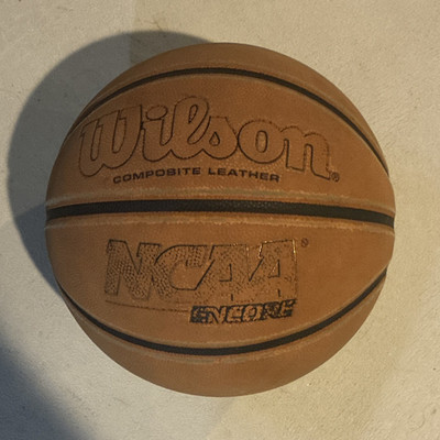 Wilson NCAA Encore Composite Leather Basketball Size 7 29.5'' Brown