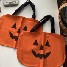 2 Jack-o-lantern Halloween Cloth Reusable Treat Bags 11 x 14 Trick Or Treat Bag