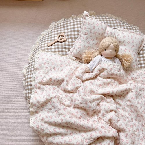 Soft Muslin Toddler Quilt 47"x59" in Galsang Floral - Perfect for Nursery Style - Picture 3 of 9