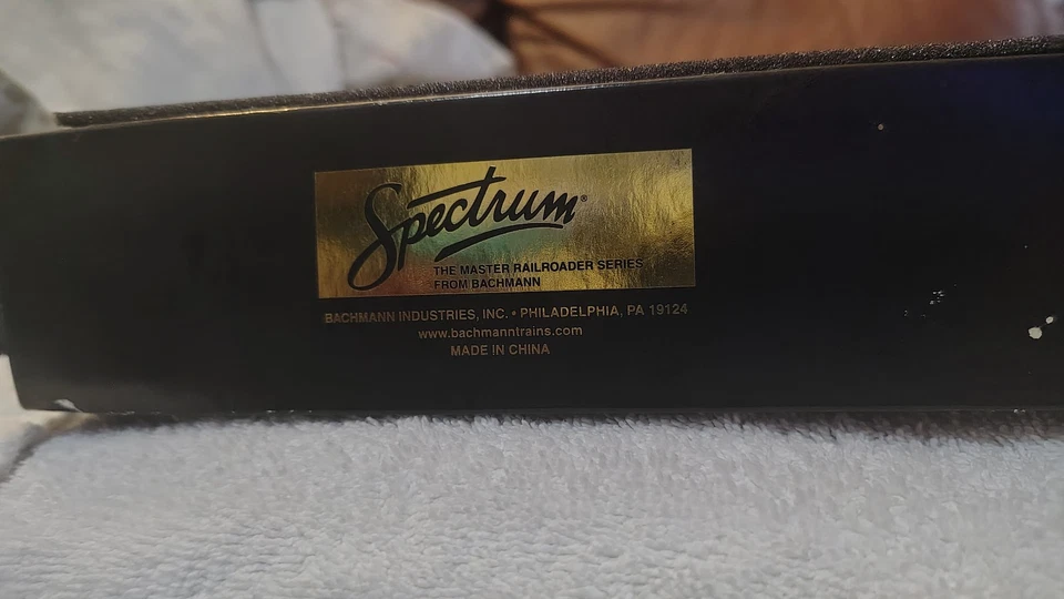 BACHMANN-Spectrum HO Santa Fe SD45 #5418 DCC на борту - Изображение 3 из 4