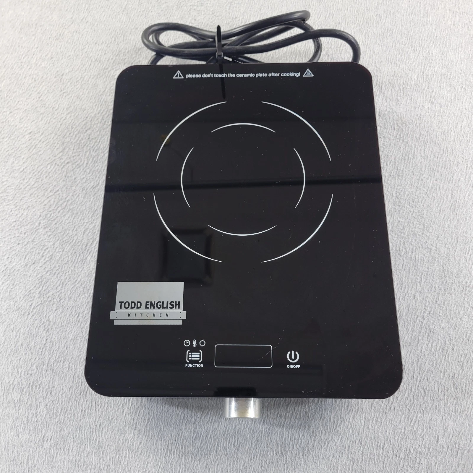 Todd English TEIC32 Induction Cooktop Hot Plate 1800W Portable Countertop Tested
