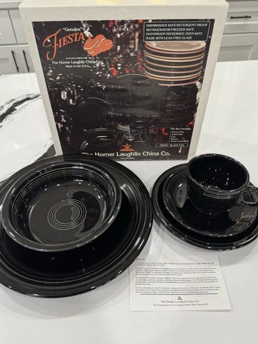 Vintage Fiesta Black F101 5 Pc Place Setting Homer Laughlin USA w/ Box