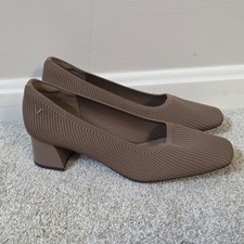 Vivaia Square-Toe Chunky Block Heels Melody Pro Womens Sz 38.5 US 7.5 Espresso