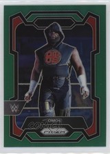 2024 Panini Prizm WWE Green Prizm Omos #111 0nr3
