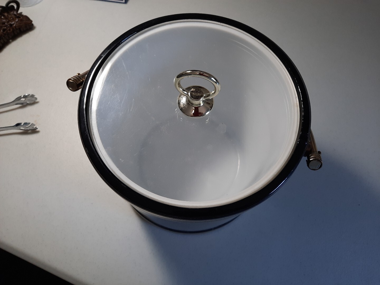 Vintage MCM Shelton Ware Brn Ice Bucket w/Lucite Lid, Handle, Tongs Mid Century