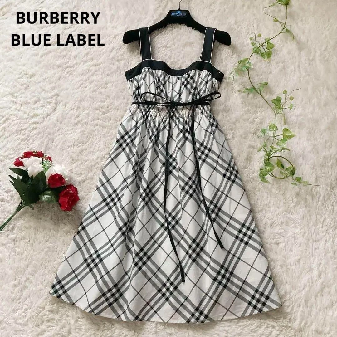 Abito Burberry Blue Label Cami Svasato Nova Check Ribbon buone condizioni quindi