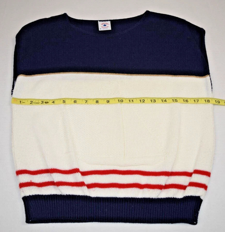 Vintage Sweater Top Bazaar Size S/M 70s 80s Navy Blue Red Ivory Sailboat Sweater - Image 4 of 4