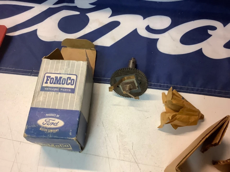 Nuevo de Lote Antiguo 1961 1962 1963 Ford F100 F250 F350 Econoline limpiaparabrisas motor engranaje Foto 2 de 4