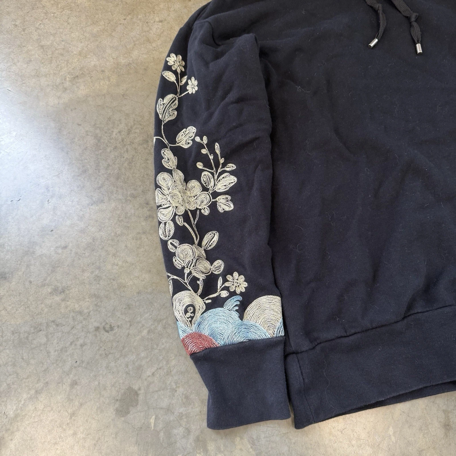 Felpa con cappuccio Gucci Butterfly Garden stampa grafica ricamata nera taglia XL