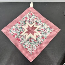 Handmade Quilted Potholder Hot Pad Star Design Floral Print Kitchen Kitchy 8"