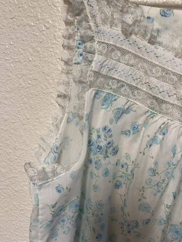 Vintage Barbizon Rosette Powder Blue Lace Nightgown Semi Sheer Large - Picture 4 of 8