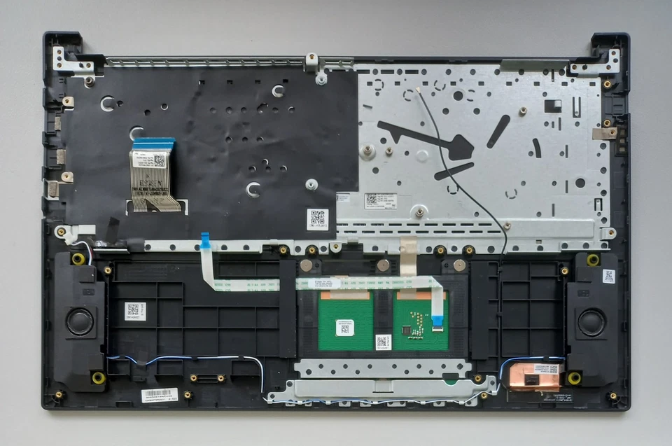 Asus Vivobook Go 15 E1504F Handauflage Tastatur AZERTY 13NB0ZT2P03011 - Bild 2 von 4