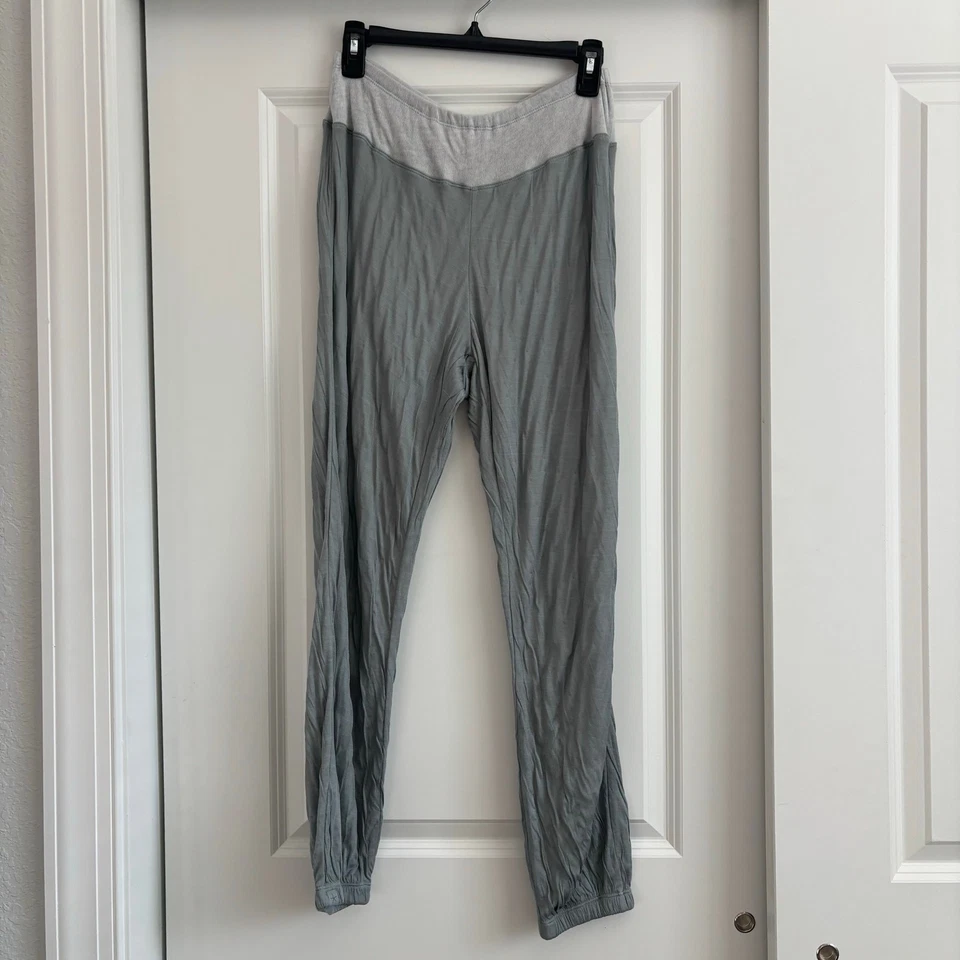 Barefoot Dreams Women’s Crinkle Jersey Lounge Pants Gray Sz S Comfy - Image 3 of 4