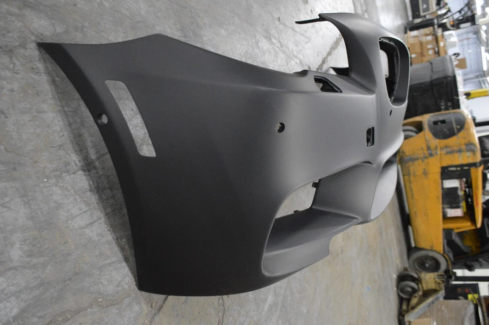 2012 2013 2014 2015 2016 BMW M5 FRONT BUMPER COVER OEM F10 - Image 3 of 4