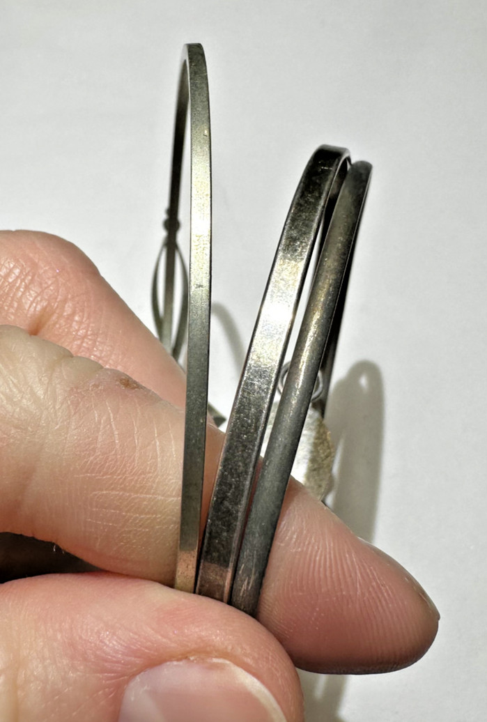 Exquisite Stackable Silver Cab Etched Bangle Hook… - image 4