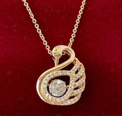 Deluxe Halskette Schwan Anhänger Dancing Moving Kristall 18K Gold vergoldet