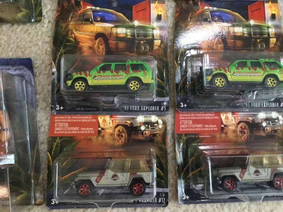 Jurassic World Legacy Collection 9 Jeep’s and 2 Dr Malcolm figures - Image 3 of 4