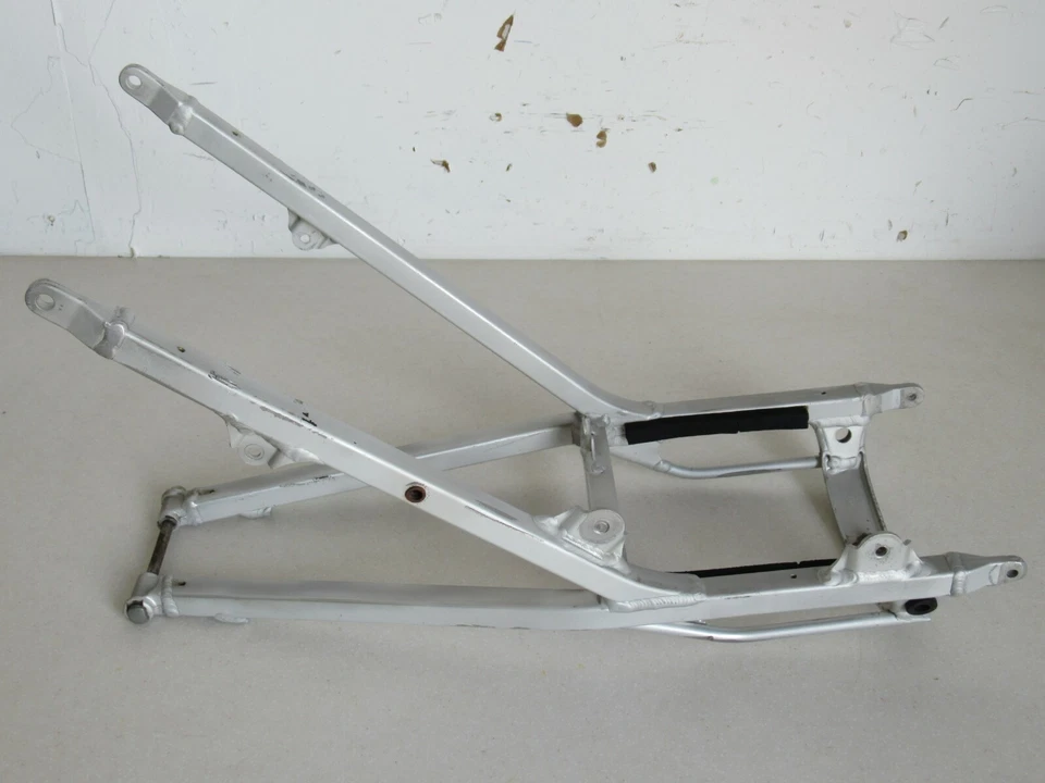 Subchasis trasero plateado para Husqvarna WXC360 WR360 1992 Foto 3 de 4