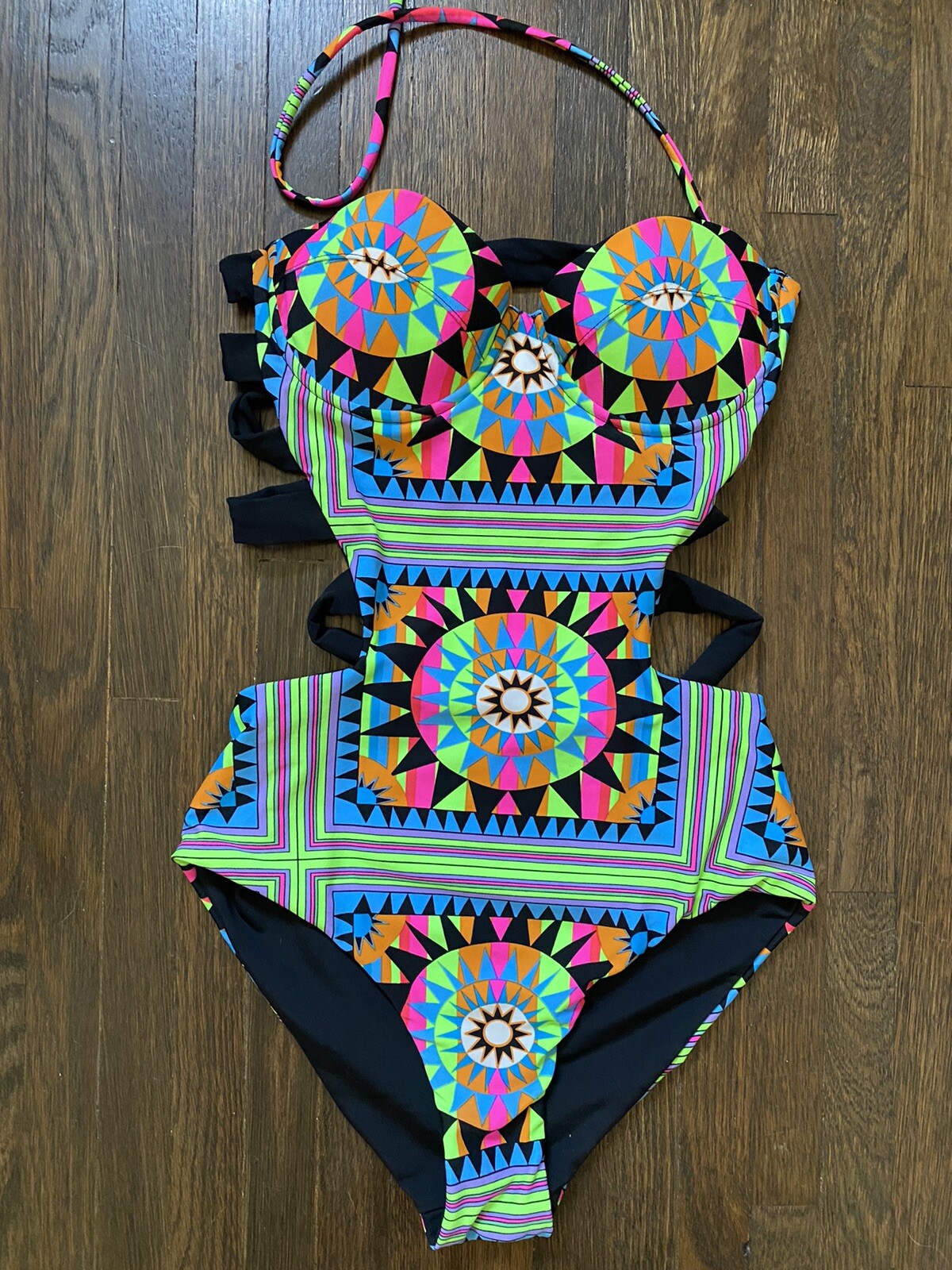 Picture 2 of 5