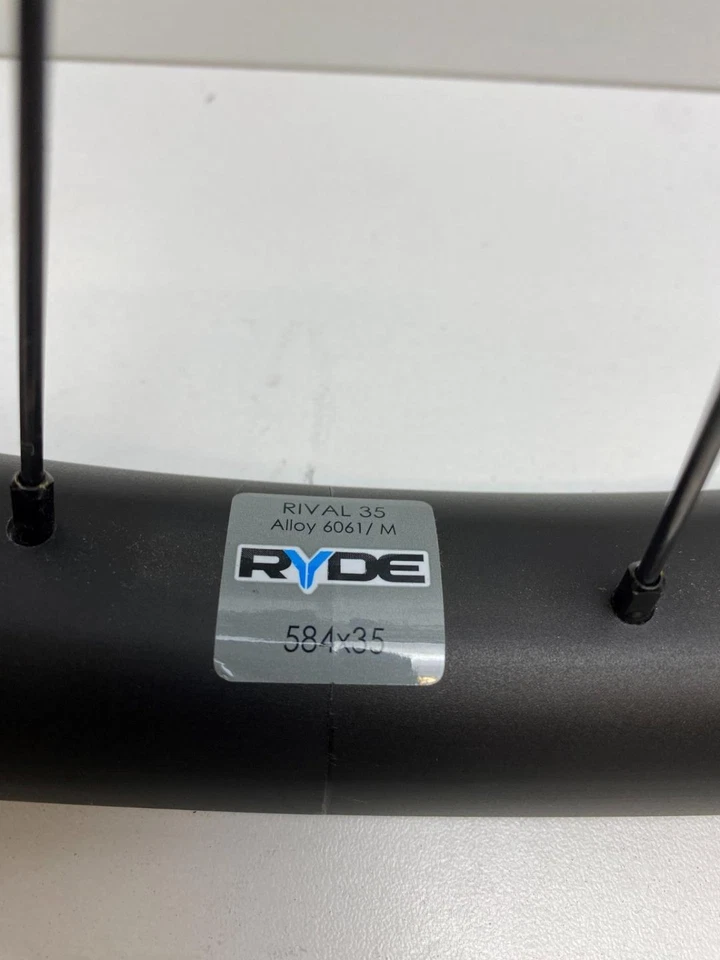 全新 Ryde RIVAL 35 27.5 英寸 自行车 前轮 Origin8 HUB 5 螺栓盘 110 15 毫米 — 第 2/4 张图片