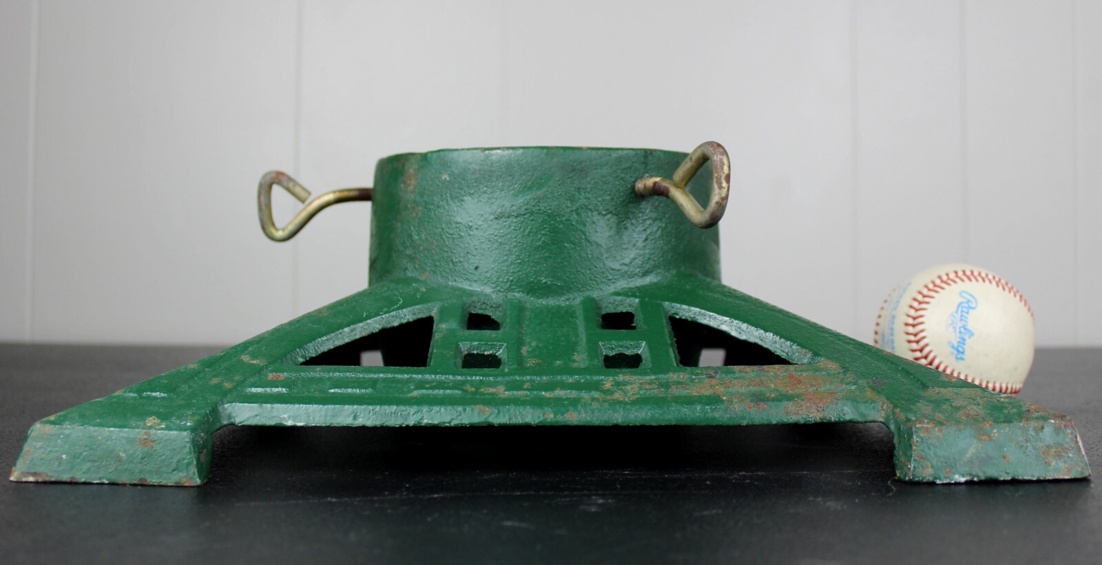 John Wright Heirloom cast iron Christmas Tree stand, green, art deco