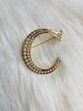Letter C Initial Letter Pin Brooch with White Pearl Accents New