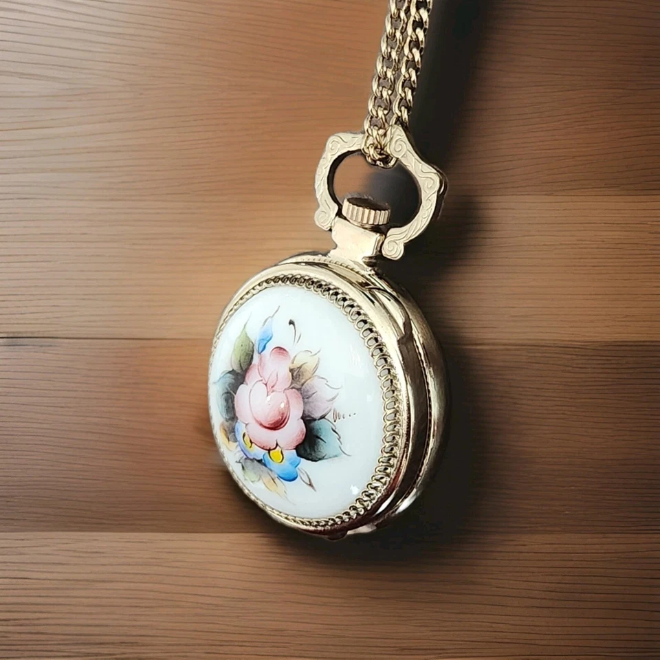 Chaika Vinatge Soviético Mujer Joyería Colgante Trabajo Reloj Chapado en Oro Foto 3 de 4