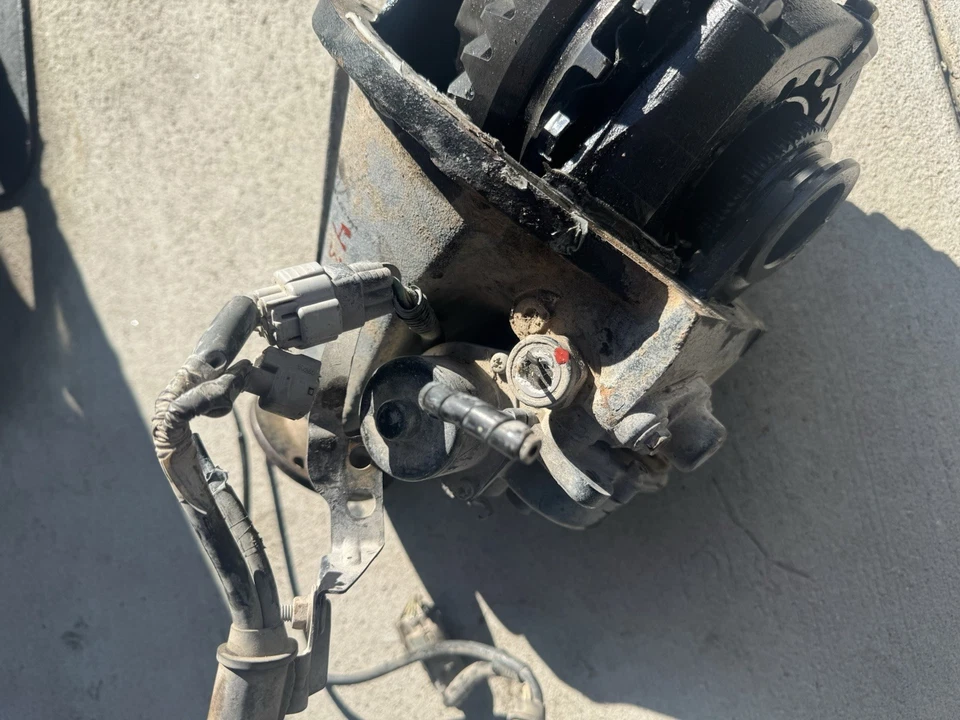 🏅🦾TOYOTA 4RUNNER TACOMA REAR DIFFERENTIAL BACK DIFF 4WD E LOCKER 96-02 4.3 - Image 3 of 4