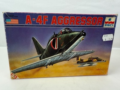 1/72 9003 ESCI A-4F Aggressor Model Kit