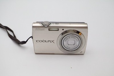 Nikon Coolpix S230 Digital Camera Silver For Parts Repair Not