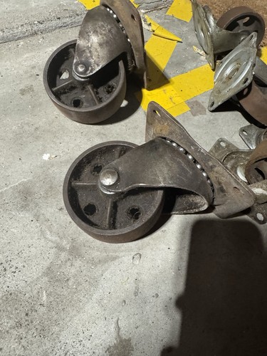 Juego de 4 ruedas de carro de ruedas industriales antiguas vintage Bond de fábrica de hierro fundido - Imagen 8 de 8