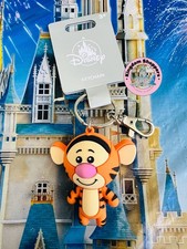 2025 Disney Parks Cuties Tigger Winnie The Pooh Keychain Bag Charm New