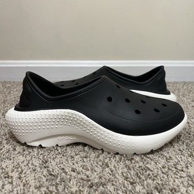 CROCS Classic Sneaker in Black/Chalk Unisex M5/W7