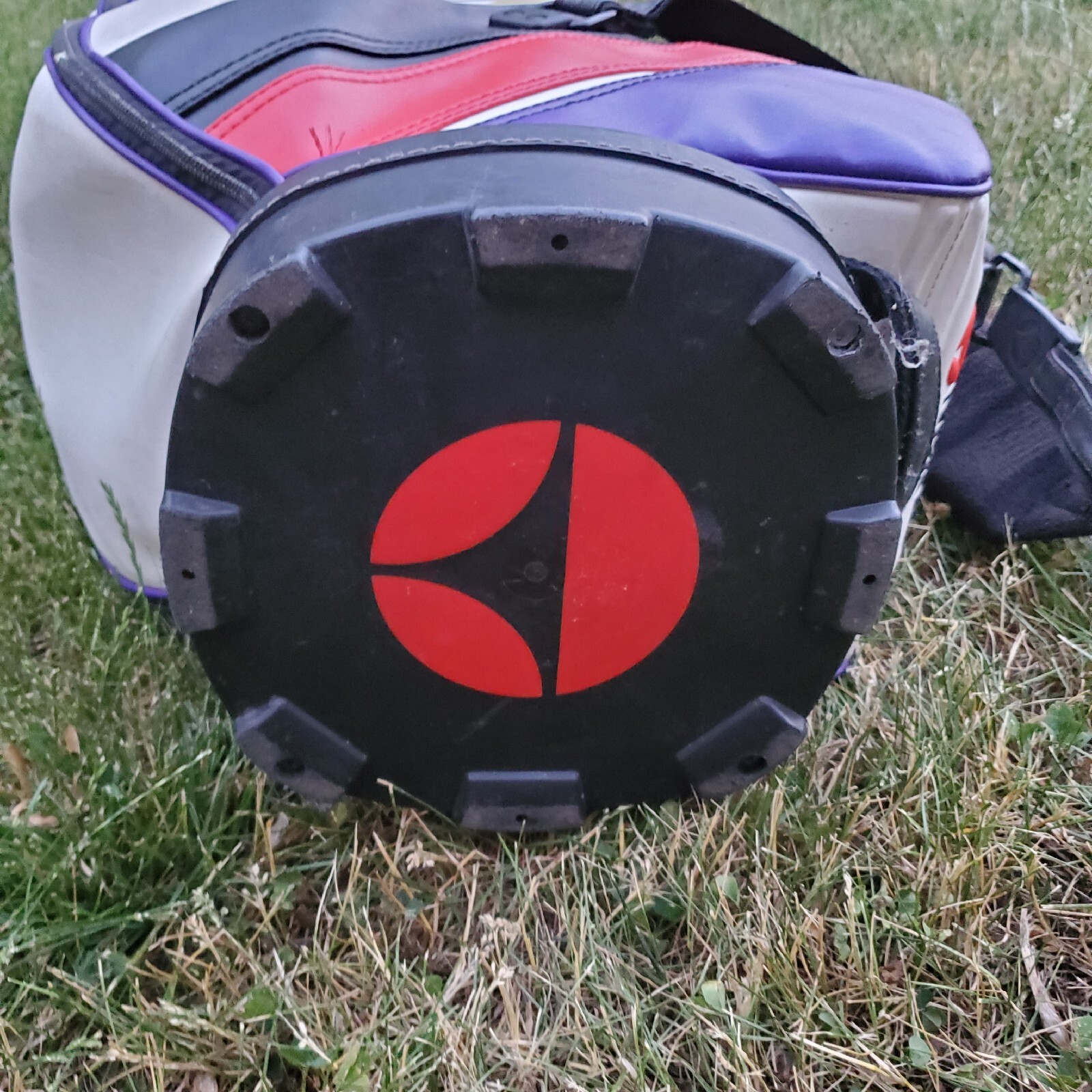 Vintage TaylorMade Tour Staff 6 Way Golf Bag w/ Rain Cover 90s White Red Purple