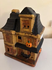 JSNY Taiwan Halloween Candle House #6219 includes tea light