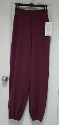 NWT Lululemon Sit in Stillness Pant 