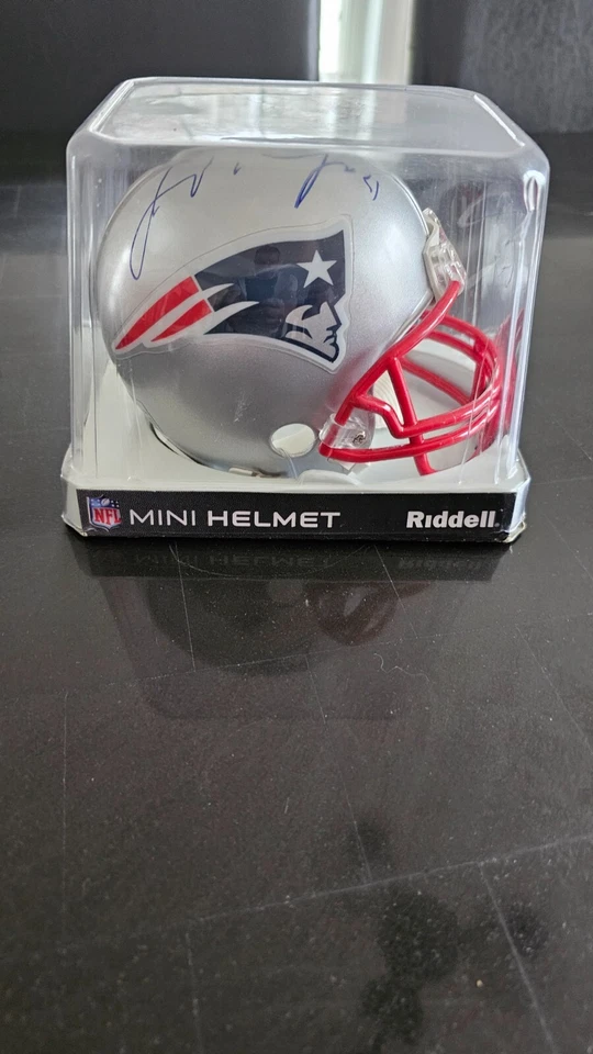 Mini casco de fútbol americano firmado por Jerod Mayo de los New England Patriots. Hallazgo raro Foto 4 de 4