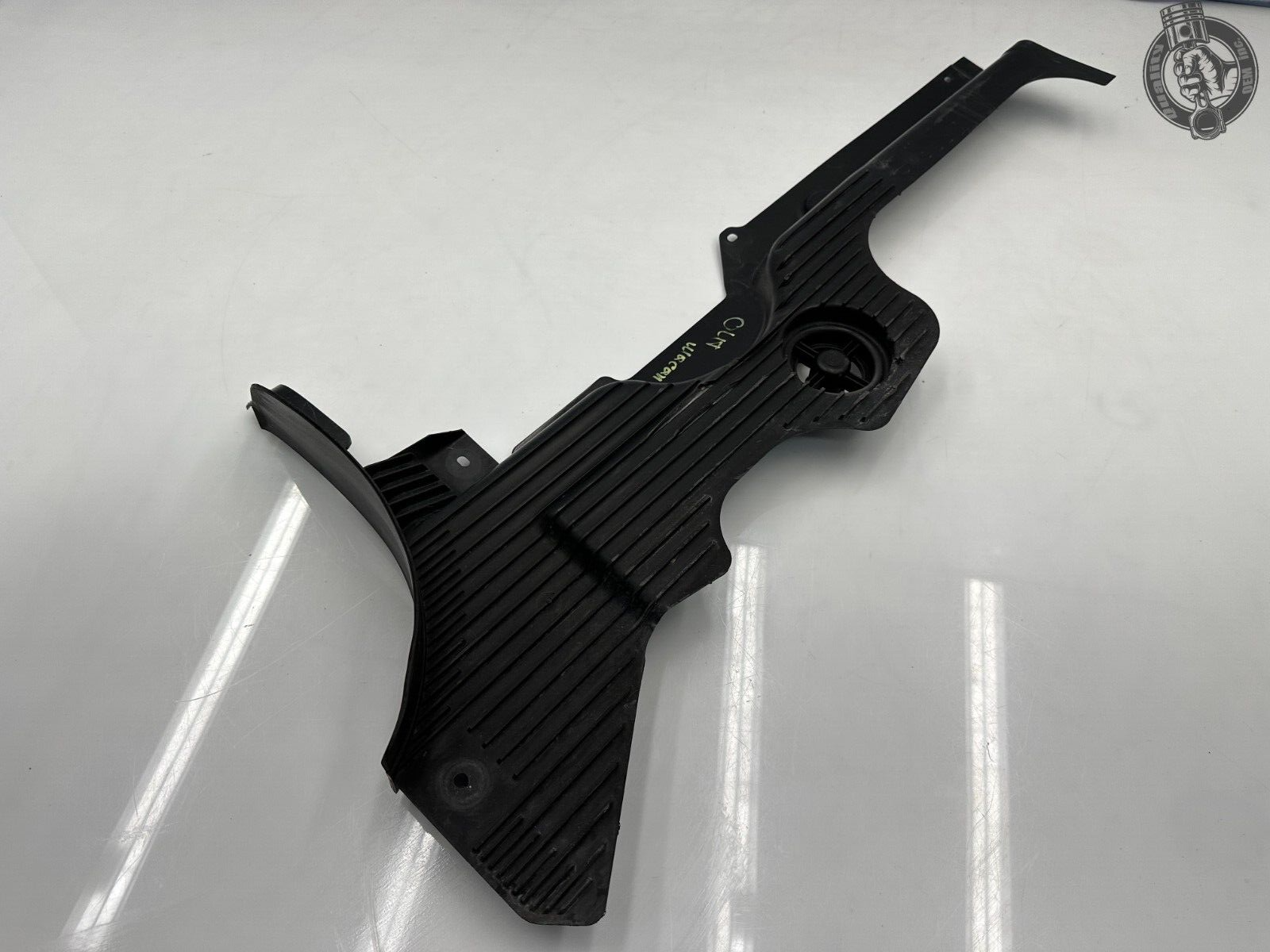 2015-2022 PORSCHE MACAN REAR RIGHT UNDERBODY SHIELD PANEL LINER 