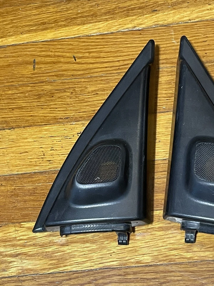 Juego de par de cubiertas de altavoz tweeter Toyota Sequoia Tundra 2004-2006 2001-2007 OEM Foto 2 de 4