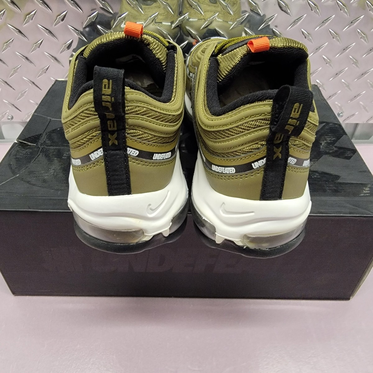 Size 11 - Undefeated x Nike Air Max 97 OG ComplexCon  display picture 2