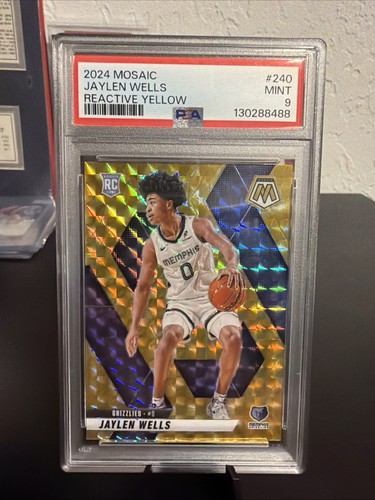 2024-25 Panini Mosaic Jaylen Wells Reactive Yellow Mosaic Prizm  PSA 9