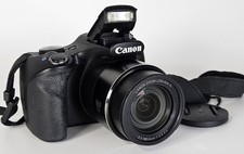 Canon SX520 HS  Digitalkamera [16 MegaPixel, 42 fach opt. Zoom] SEHR GUT